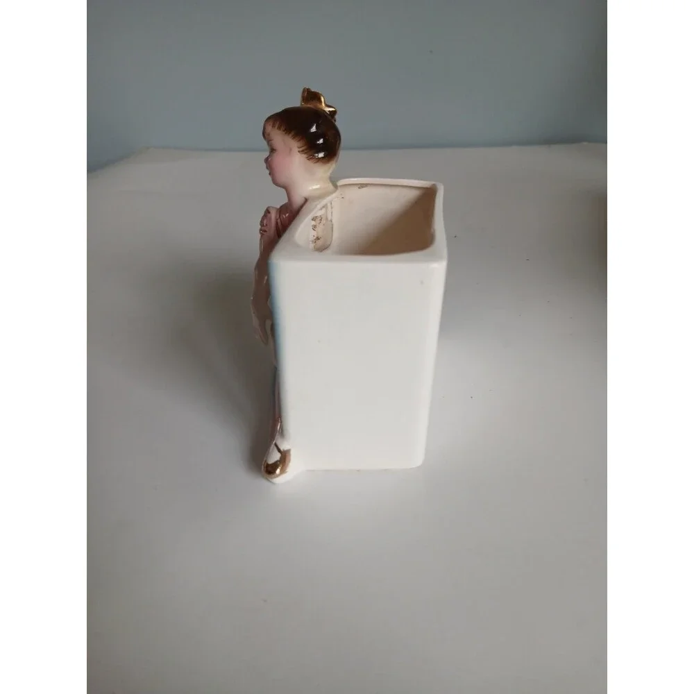 Vtg Balerina Princess Planter Head Vase Porcelain  Floor Stretch Pose Lefton